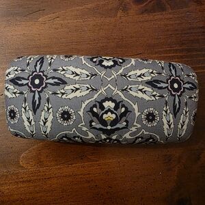 Vera Bradley Floral Eyeglass Case in Gray, Black, Cream